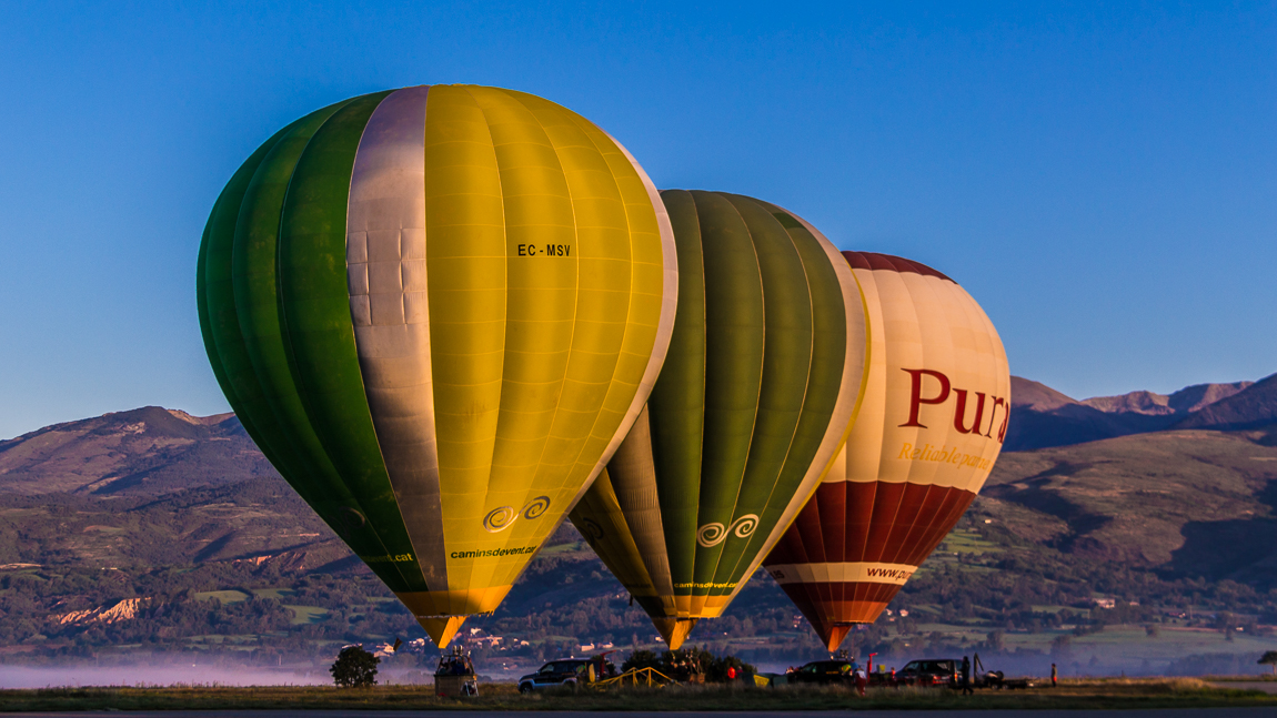 Vol en montgolfière dans les Pyrénées Orientales.