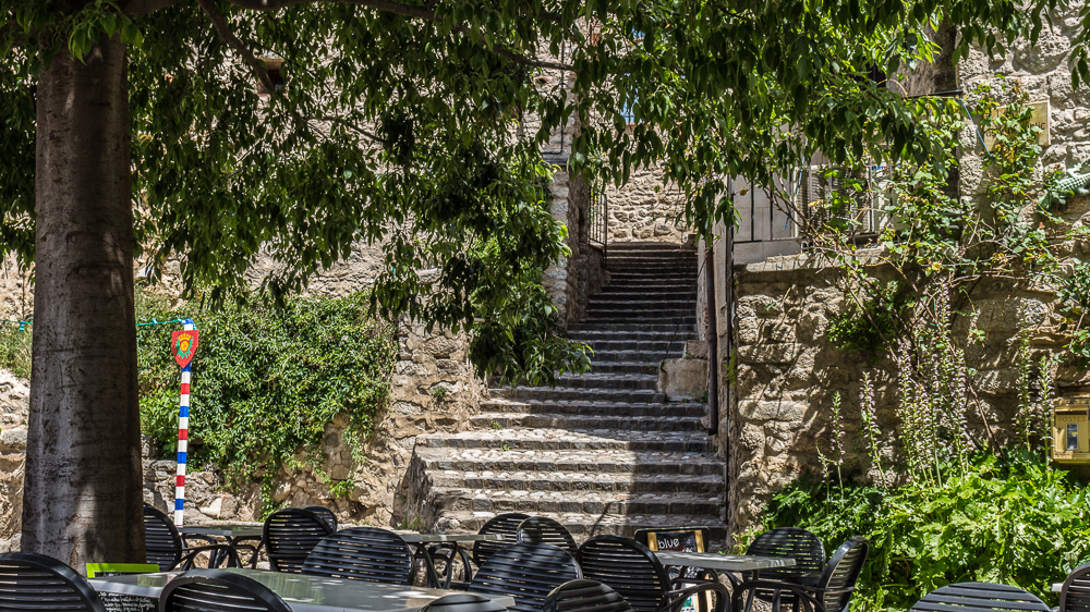 Atmosphère printanière à Eus.