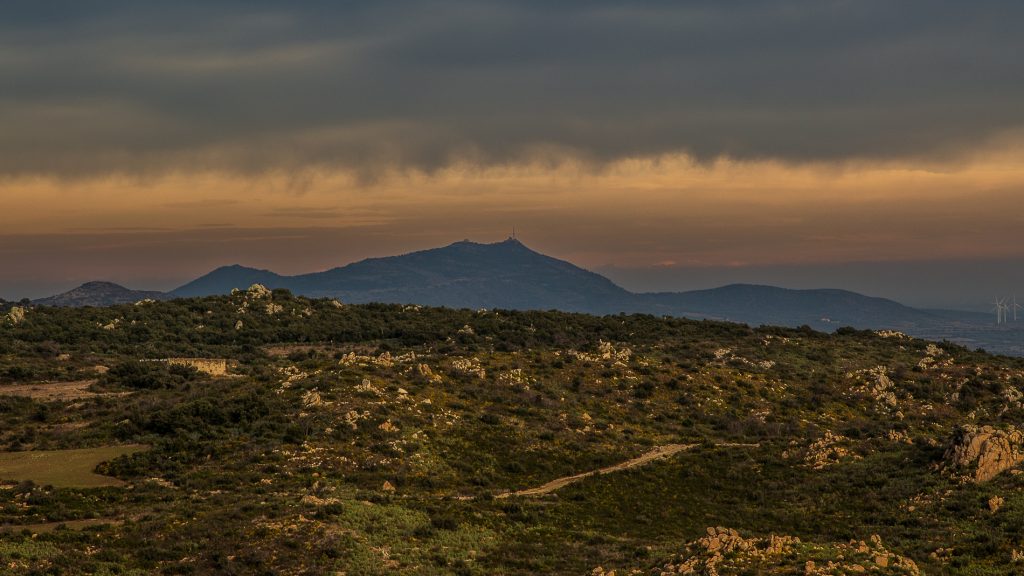 Panorama sur le Força Réal avant l'orage