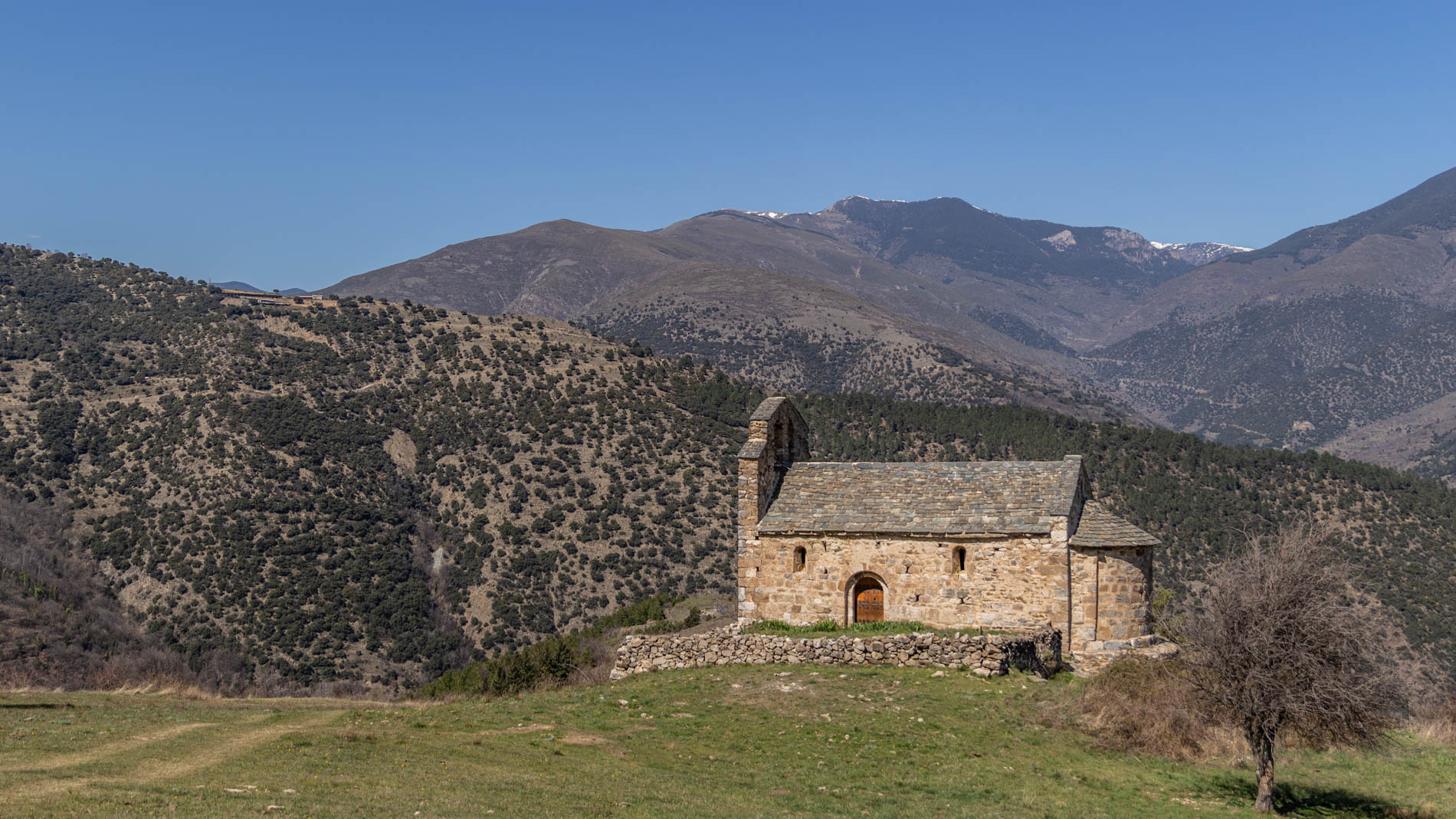 Patrimoine insolite : les villages abandonnés des Pyrénées-Orientales.